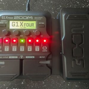 Zoom G1X Four Multi-Effects Processor